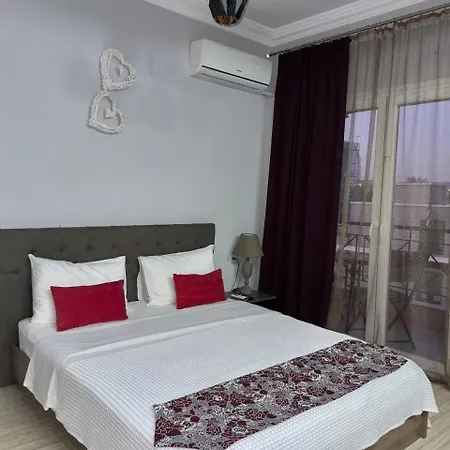 Apartament Damias *